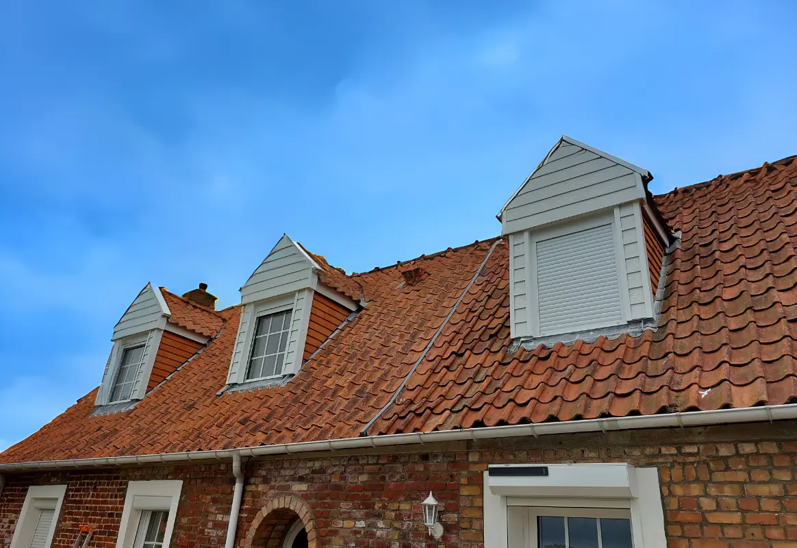 chantier terminé, rénovation de lucarnes à Serques, par Audomar'Bois à Saint-Omer (62)