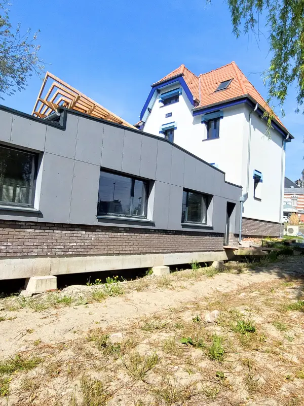 fin de chantier pour une extension d'entreprise à Saint-Omer, par Audomar'Bois Saint-Omer (62)