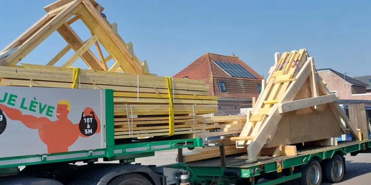 livraison-charpente-chantier-audomarbois livraison d'une charpente traditionnelle Audomar'Bois